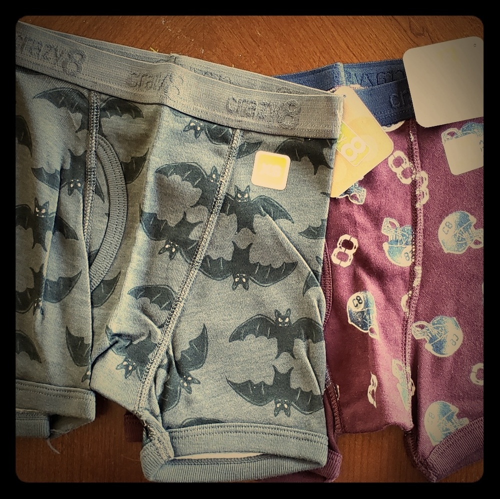 2 Pr of Fun Crazy 8 Boxer Briefs-size XS (4)